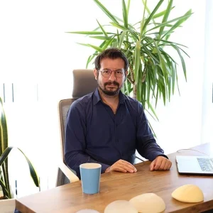 op. dr. candan mezili