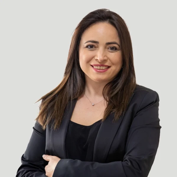 uzman psikolog esra aydınlı